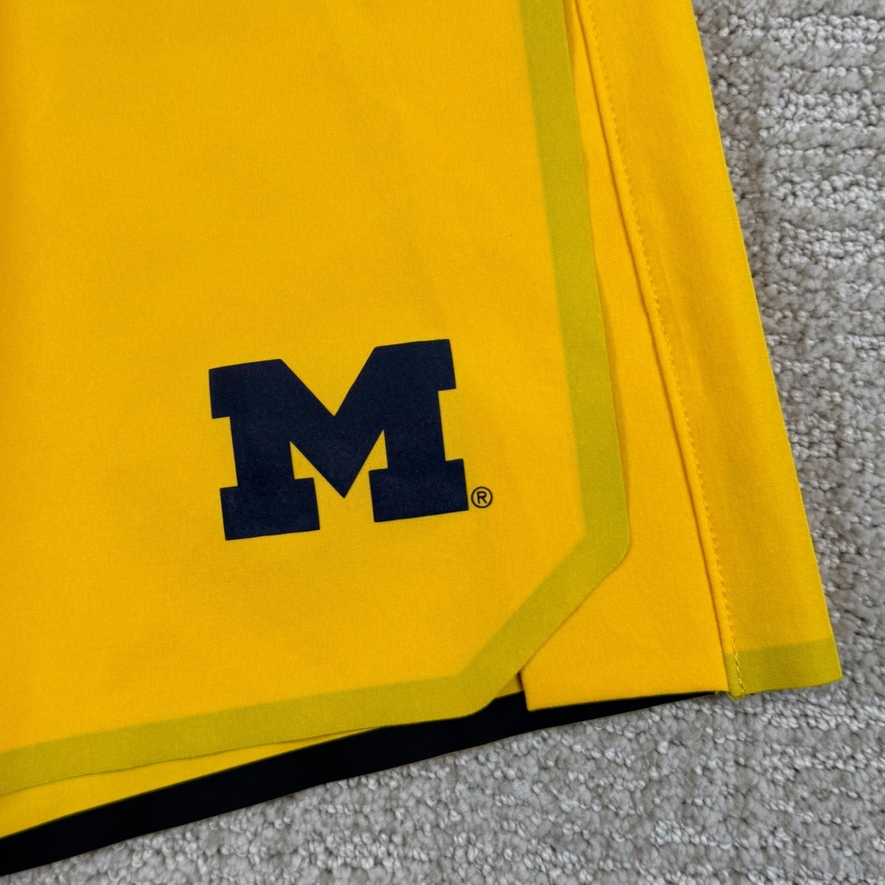 Nike Air Jordan Men Small Michigan Wolverines 11" Yellow Athletic Training Short - Picture 3 of 11